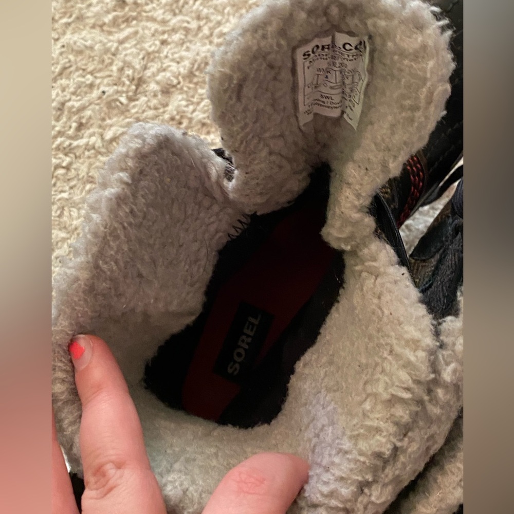Sorel winter waterproof boots - Picture 2 of 6